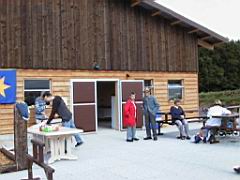 Der Grill wird angeheizt